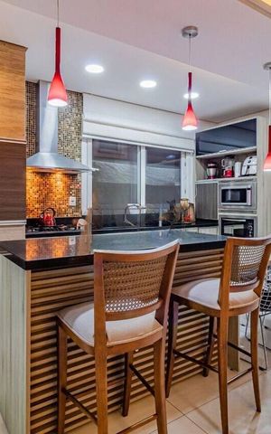Casa de condomínio para alugar com 290m², 3 quartos e 4 vagas Casa de condomínio para alugar com 290m², 3 quartos e 4 vagasSala