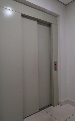 Apartamento para alugar com 190m², 4 quartos e 2 vagasElevador