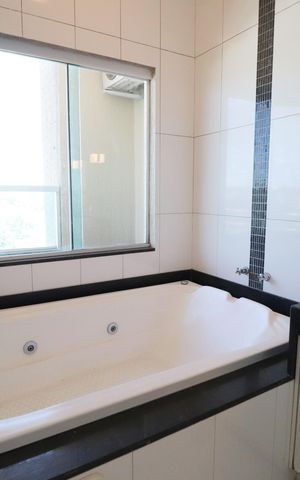 Apartamento para alugar com 190m², 4 quartos e 2 vagasBanheiro do Quarto 4