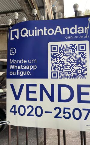 Casa à venda com 300m², 3 quartos e 4 vagas Casa à venda com 300m², 3 quartos e 4 vagasPlaca