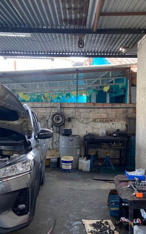 Casa à venda com 300m², 3 quartos e 4 vagas Casa à venda com 300m², 3 quartos e 4 vagasGaragem
