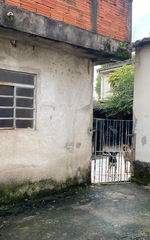 Casa à venda com 300m², 3 quartos e 4 vagas Casa à venda com 300m², 3 quartos e 4 vagasÁrea externa