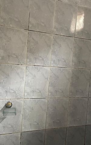 Casa à venda com 300m², 3 quartos e 4 vagas Casa à venda com 300m², 3 quartos e 4 vagasBanheira