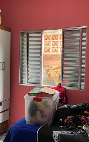 Casa à venda com 300m², 3 quartos e 4 vagas Casa à venda com 300m², 3 quartos e 4 vagasQuarto 2