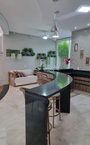 Casa de condomínio para alugar com 400m², 4 quartos e 4 vagas Casa de condomínio para alugar com 400m², 4 quartos e 4 vagasÁrea Externa