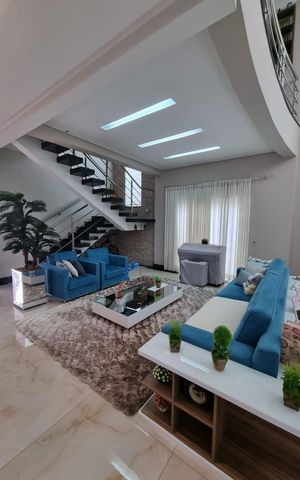 Casa de condomínio para alugar com 400m², 4 quartos e 4 vagas Casa de condomínio para alugar com 400m², 4 quartos e 4 vagasSala