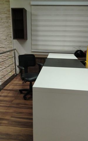 Casa de condomínio para alugar com 400m², 4 quartos e 4 vagas Casa de condomínio para alugar com 400m², 4 quartos e 4 vagasEscritório