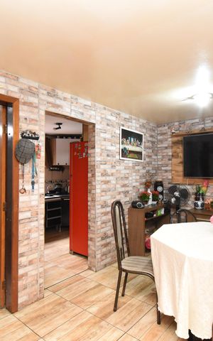 Casa à venda com 120m², 3 quartos e 2 vagasSala