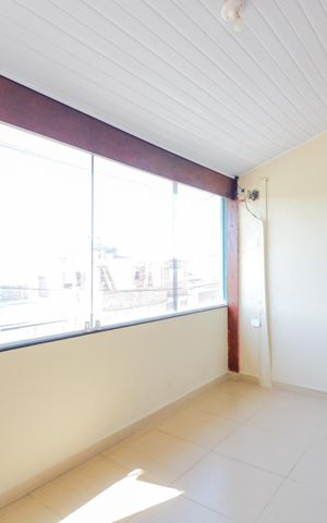 Casa à venda com 318m², 4 quartos e 2 vagasVaranda da Suíte