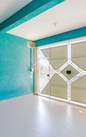 Casa à venda com 318m², 4 quartos e 2 vagasGaragem