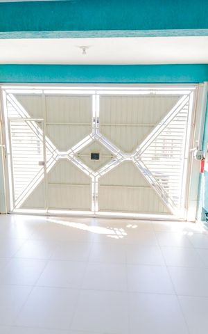 Casa à venda com 318m², 4 quartos e 2 vagasVista da Sala