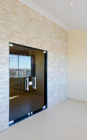 Casa à venda com 318m², 4 quartos e 2 vagasVaranda da Suíte