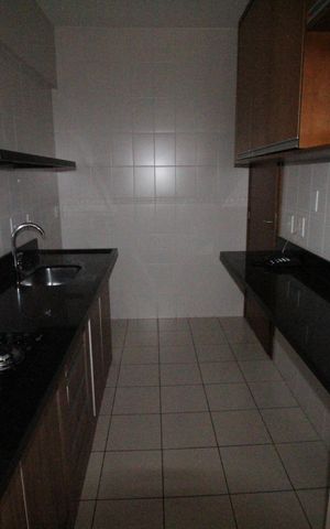 Apartamento para alugar com 78m², 2 quartos e 2 vagasCozinha