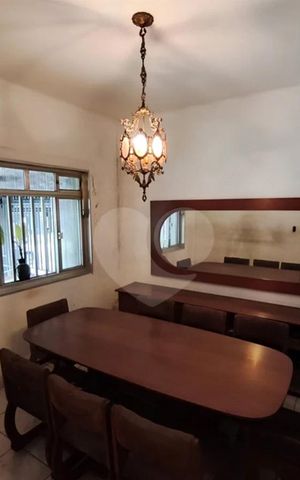 Casa à venda com 70m², 3 quartos e 1 vaga