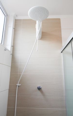 Apartamento à venda com 96m², 2 quartos e 1 vaga Apartamento à venda com 96m², 2 quartos e 1 vagaBanheiro