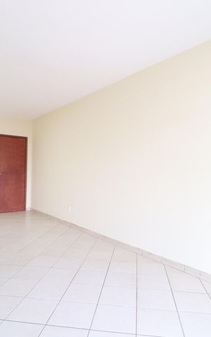 Apartamento para alugar com 110m², 3 quartos e 1 vagaSala