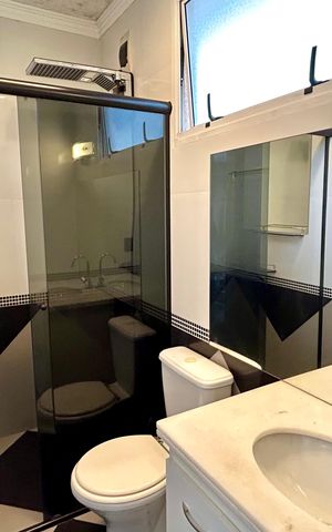 Casa de condomínio à venda com 120m², 2 quartos e 2 vagas Casa de condomínio à venda com 120m², 2 quartos e 2 vagasBanheiro da Suíte