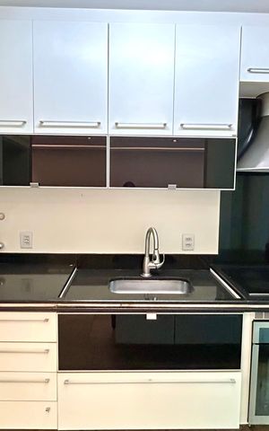 Casa de condomínio à venda com 120m², 2 quartos e 2 vagas Casa de condomínio à venda com 120m², 2 quartos e 2 vagasCozinha