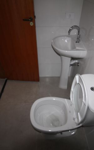 Apartamento para alugar com 45m², 2 quartos e sem vagaBanheiro