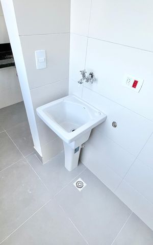 Apartamento para alugar com 44m², 2 quartos e sem vaga Apartamento para alugar com 44m², 2 quartos e sem vagaÁrea de Serviço