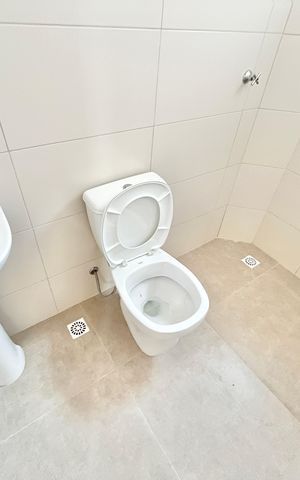 Apartamento para alugar com 44m², 2 quartos e sem vaga Apartamento para alugar com 44m², 2 quartos e sem vagaBanheiro