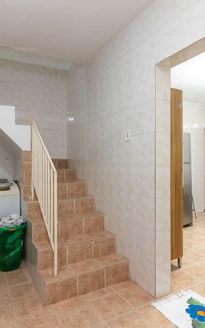 Casa à venda com 161m², 4 quartos e 1 vagaÁrea de Serviço