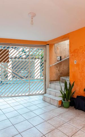 Casa à venda com 161m², 4 quartos e 1 vagaGaragem