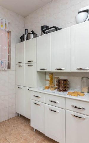 Casa à venda com 161m², 4 quartos e 1 vagaÁrea de Serviço