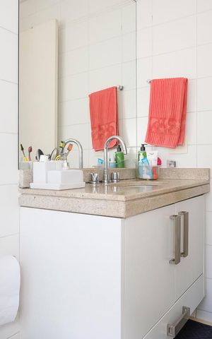 Apartamento à venda com 143m², 3 quartos e 2 vagasBanheiro da suíte