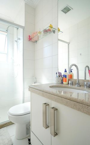 Apartamento à venda com 143m², 3 quartos e 2 vagasBanheiro