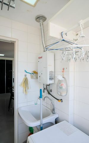 Apartamento à venda com 143m², 3 quartos e 2 vagasÁrea de serviço