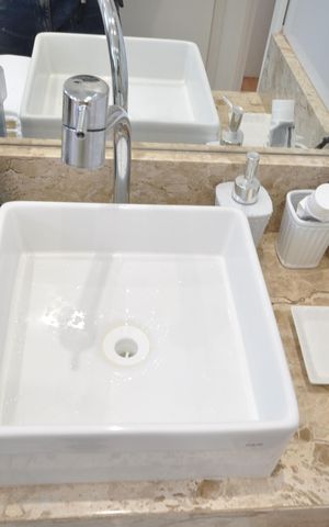 Apartamento à venda com 60m², 2 quartos e 1 vagaBanheiro Social