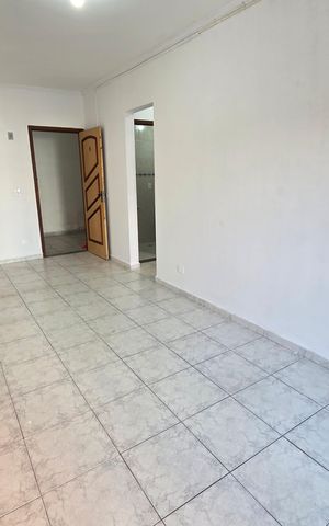 Apartamento para alugar com 75m², 1 quarto e 1 vaga Apartamento para alugar com 75m², 1 quarto e 1 vagaSala