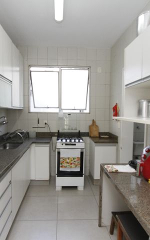 Apartamento à venda com 107m², 3 quartos e 2 vagasCozinha