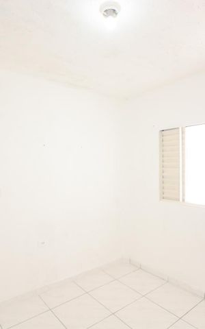 Casa para alugar com 25m², 1 quarto e sem vagaQuarto 