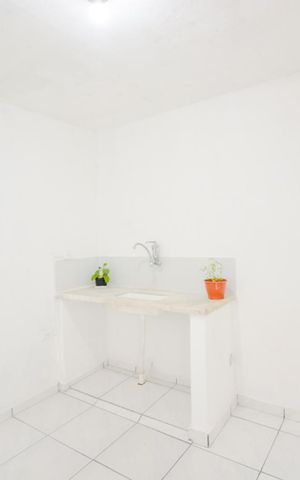 Casa para alugar com 25m², 1 quarto e sem vagaSala/Cozinha
