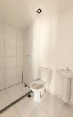 Apartamento à venda com 59m², 2 quartos e 1 vaga Apartamento à venda com 59m², 2 quartos e 1 vagaBanheiro