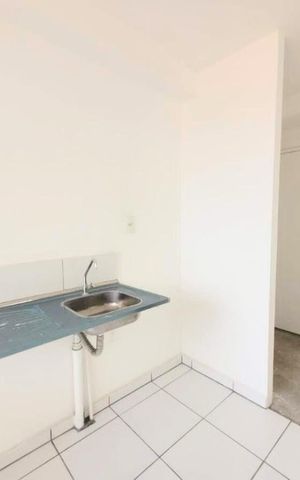 Apartamento à venda com 59m², 2 quartos e 1 vaga Apartamento à venda com 59m², 2 quartos e 1 vagaCozinha