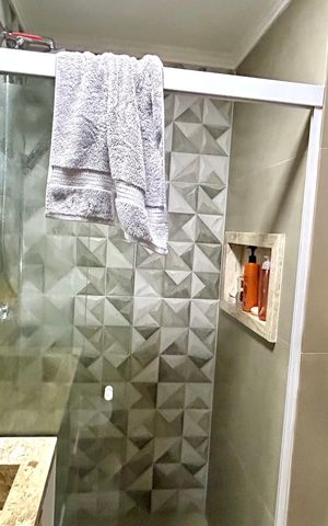 Apartamento à venda com 82m², 2 quartos e 2 vagas Apartamento à venda com 82m², 2 quartos e 2 vagasBanheiro 1