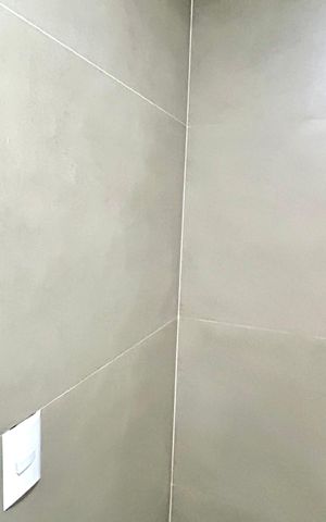 Apartamento à venda com 82m², 2 quartos e 2 vagas Apartamento à venda com 82m², 2 quartos e 2 vagasBanheiro 1