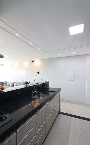 Apartamento à venda com 84m², 2 quartos e 2 vagasCozinha e Área de Serviço