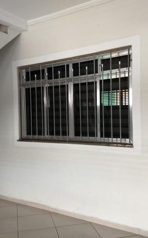 Casa à venda com 360m², 5 quartos e 2 vagas Casa à venda com 360m², 5 quartos e 2 vagasGaragem