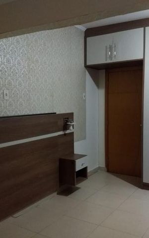 Casa à venda com 360m², 5 quartos e 2 vagas Casa à venda com 360m², 5 quartos e 2 vagasQuarto