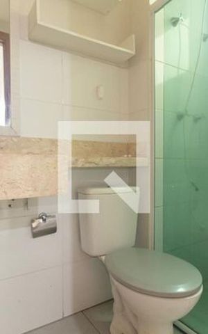 Apartamento à venda com 48m², 2 quartos e 1 vaga Apartamento à venda com 48m², 2 quartos e 1 vagaBanheiro