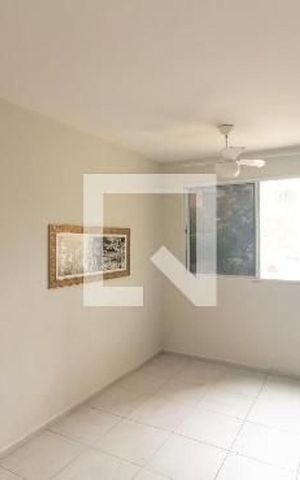 Apartamento à venda com 48m², 2 quartos e 1 vaga Apartamento à venda com 48m², 2 quartos e 1 vagaSala