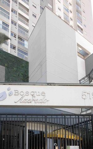 Casa para alugar com 56m², 2 quartos e 1 vaga Casa para alugar com 56m², 2 quartos e 1 vagaFachada