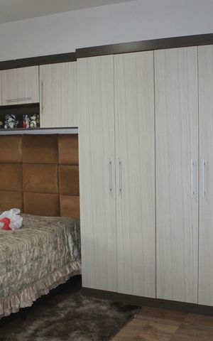 Casa à venda com 185m², 3 quartos e 2 vagasSuíte 1