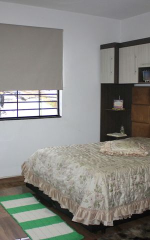 Casa à venda com 185m², 3 quartos e 2 vagasSuíte 1