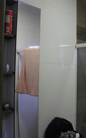 Casa à venda com 185m², 3 quartos e 2 vagasBanheiro da suíte 1