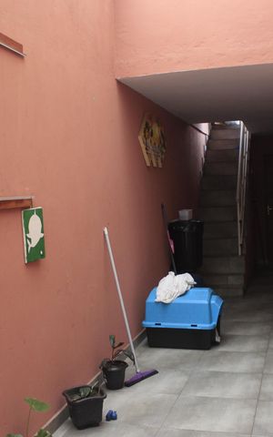 Casa à venda com 185m², 3 quartos e 2 vagasQuintal/ corredor